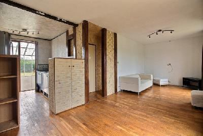 maison à rénover de 2 pièces